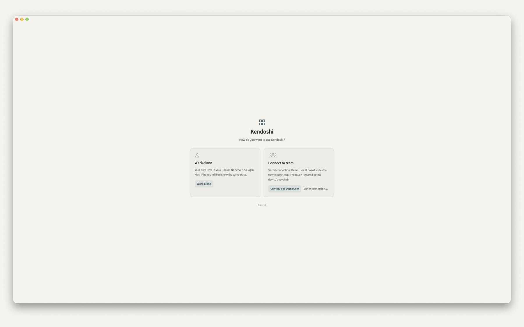 First launch of Kendoshi with the choice between solo mode via iCloud and connecting to a team server